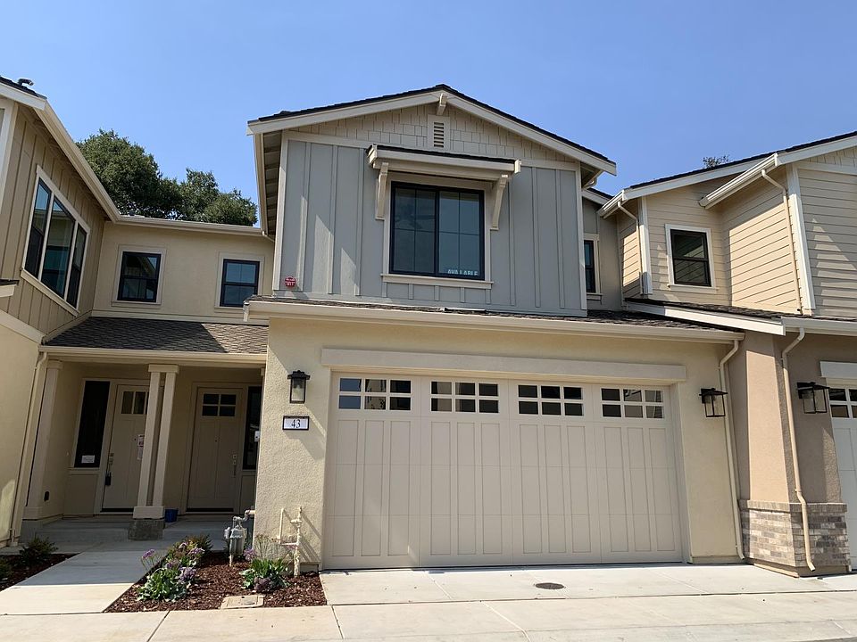 1st image of 43 Hencken Oaks Ln
