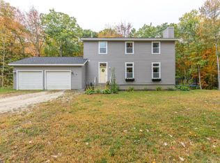 14 Oak Island Way, Topsham, ME 04086