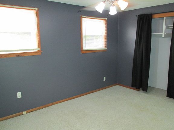 4th image of 442 N Cedar St