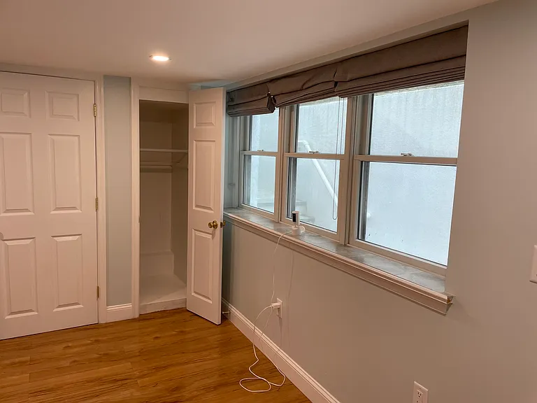 136 Garrett Ave #1 — Photo 21