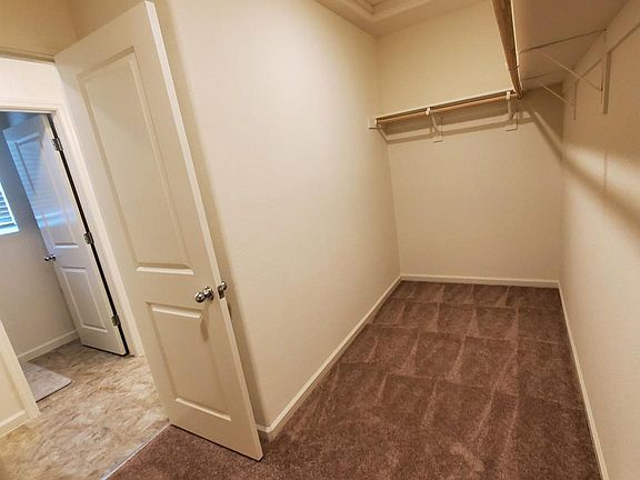 5th image of 3850 Havenparke Way