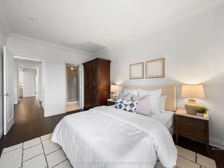 1430 Yonge St #509 — Photo 31