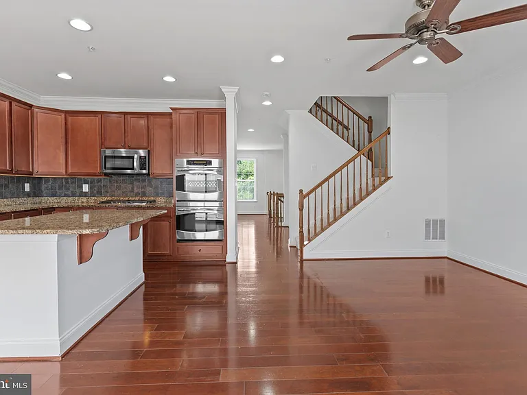 8852 Purple Iris Ln #16 — Photo 18