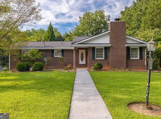 5117 Lakewood Dr, Acworth, GA 30101