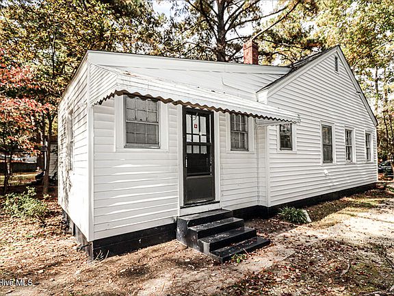 4th image of 921 O Berry Street