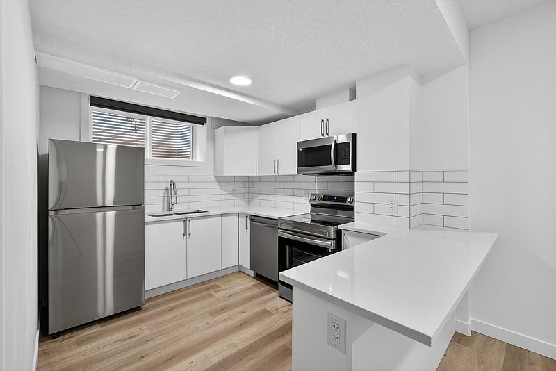 1st image of 26 Renwyck Pl #Basement