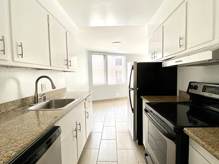 Kitchen - lots of natural light...