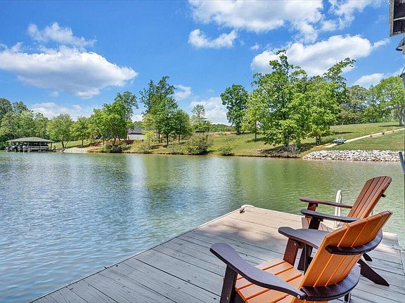 4th image of 208 Buck Run Dr