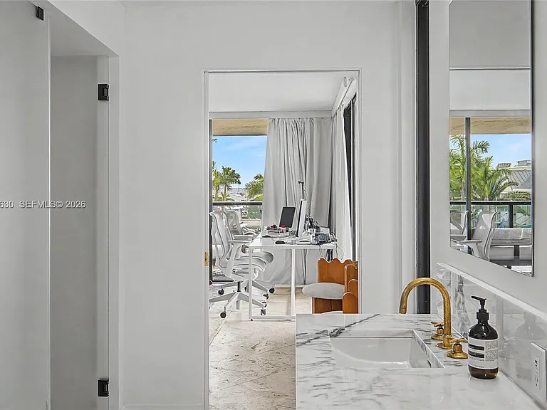 2575 S Bayshore Dr #4A — Photo 17