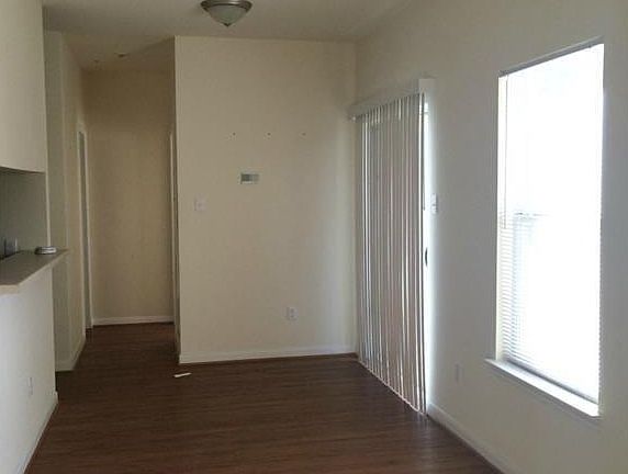 2nd image of 12166 Metric Blvd APT 259