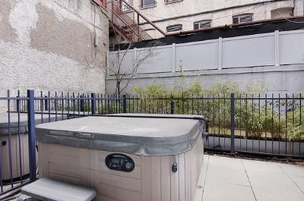 Sold by Corcoran | media 14