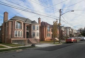 3rd image of 15417 10th Ave