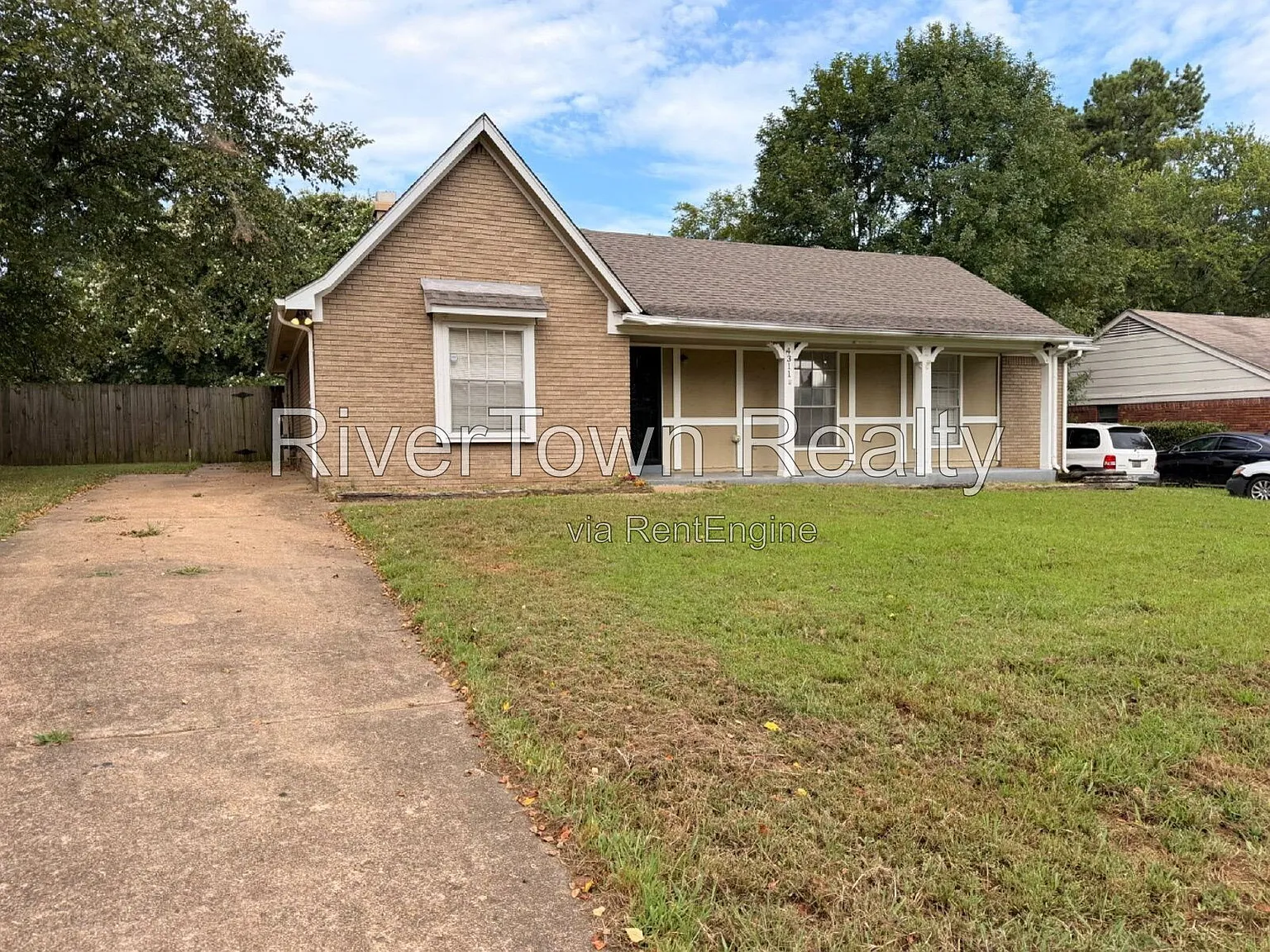 3 bed, 2.0 bath, 1375 sqft, $1,395 — Photo 3