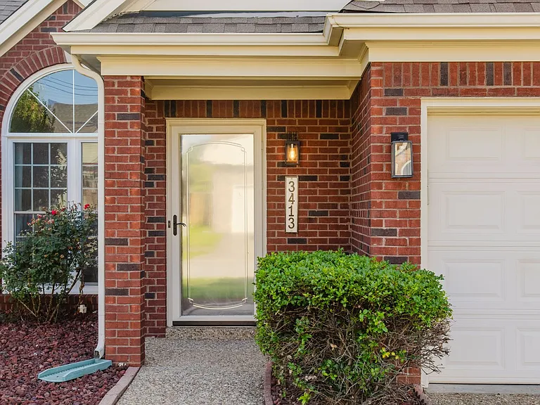 3413 Rainview Cir — Photo 4