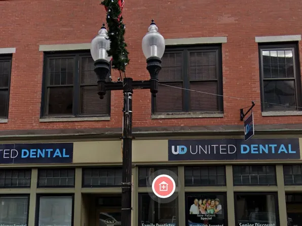 133 Merrimack St #1, Lowell, MA 01852