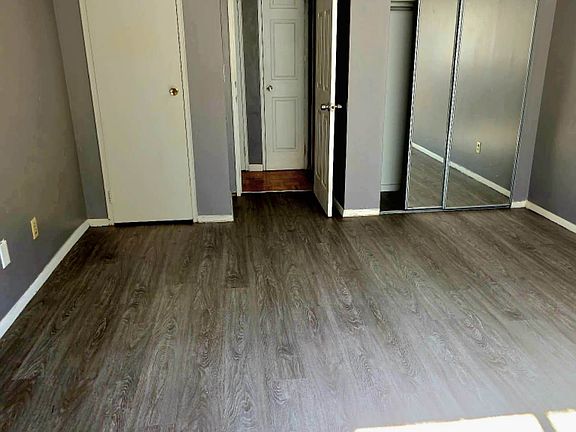2nd image of 3 Bradley Cir #B3