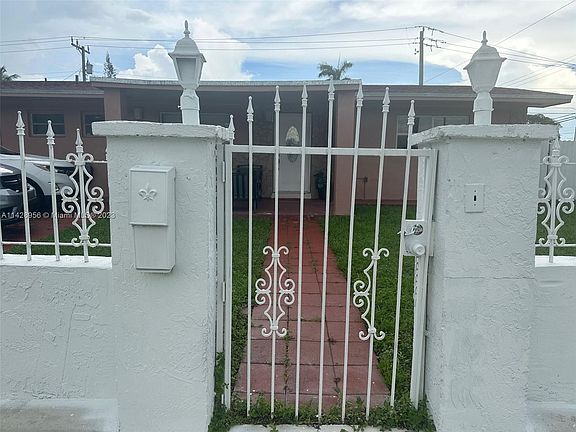 4th image of 3901 NW 177th St