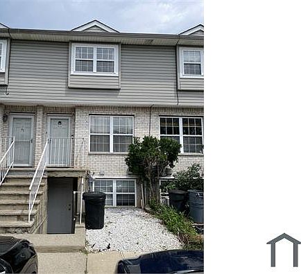 2nd image of 47 Studio Ln #B
