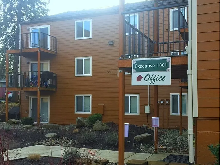 Executive 1801 — Photo 23
