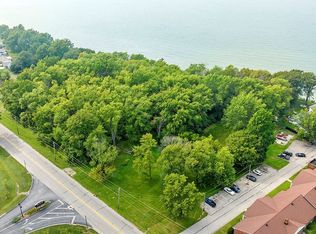 3337 Lake Rd W, Ashtabula, OH 44004