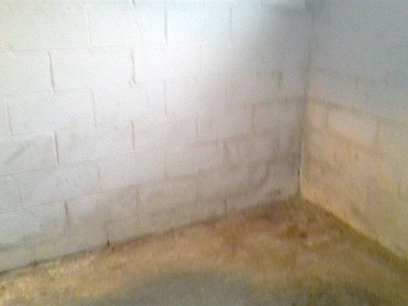 3rd image of 3325 E 130th St