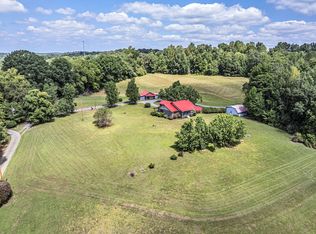 2580 Petty Rd, Charlotte, TN 37036