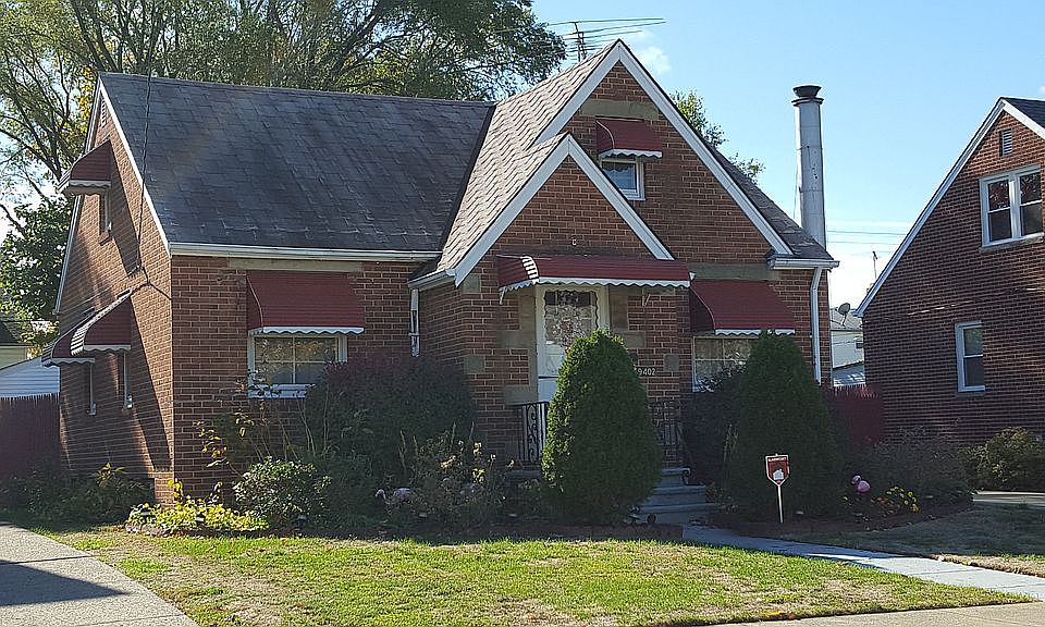 1st image of 19402 Muskoka Ave