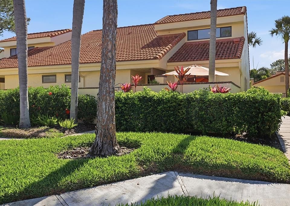 1st image of 5312 HUNTINGWOOD COURT #39