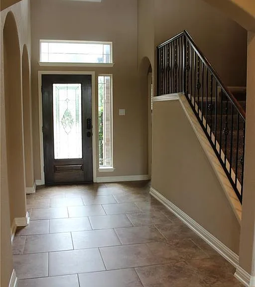 19500 Sangremon Way — Photo 5