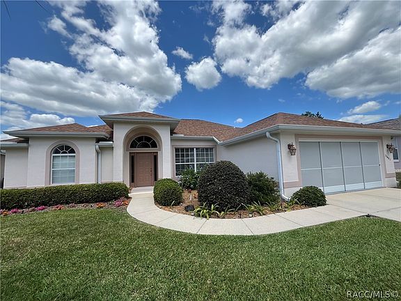 3rd image of 3601 E Cove Park Trl