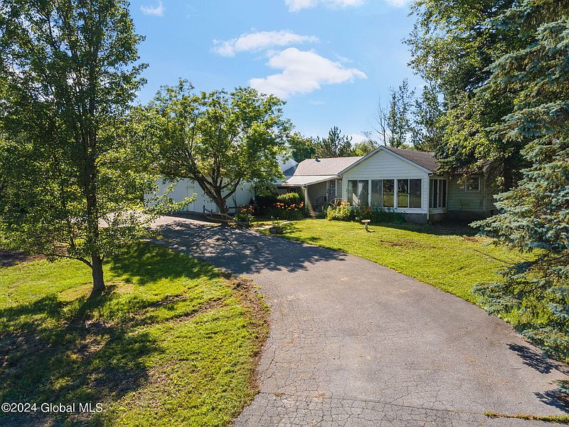 2nd image of 109 Woodman Road