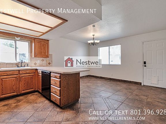 5th image of 1153 N 2825 W