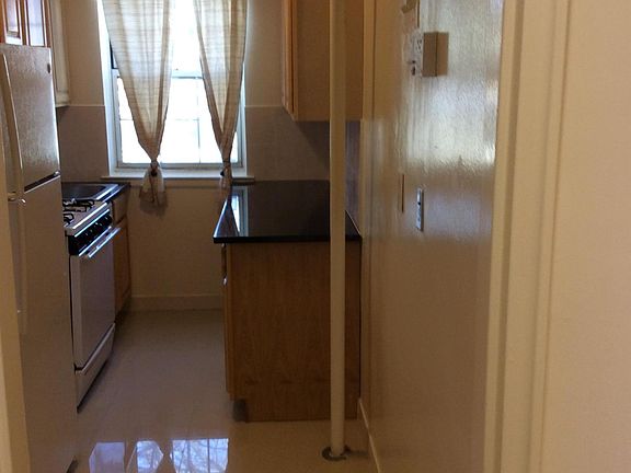 5th image of 138-27 78ave Ky #2