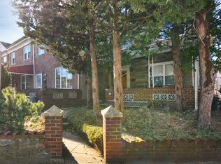 8224 Caldwell Ave, Middle Village, NY 11379