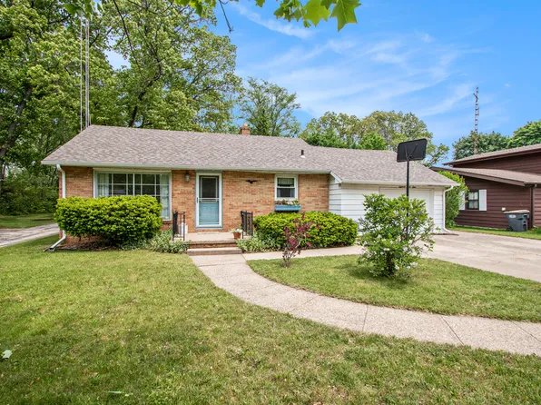 1849 Commonwealth Rd, Benton Harbor, MI 49022