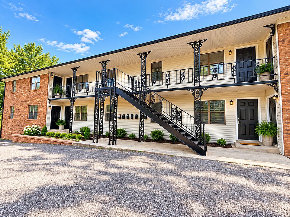 1st image of 207 Highland St APT 8