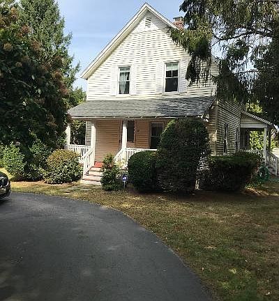 3rd image of 68 Narragansett Ave W