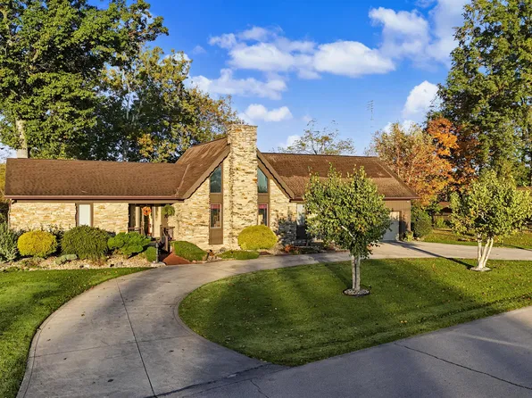 714 Poe Rd, Bucyrus, OH 44820