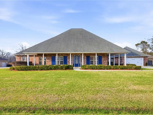 11581 Highpoint Dr, Tickfaw, LA 70466