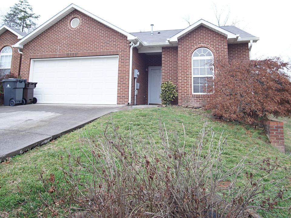 1st image of 2419 Glen Meadow Rd #1