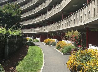 200 Swanton St APT T3, Winchester, MA 01890