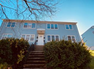 55 Oak Ridge Dr, New Haven, CT 06513