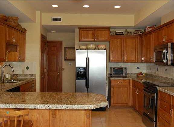 4th image of 38 Baybridge Dr #D