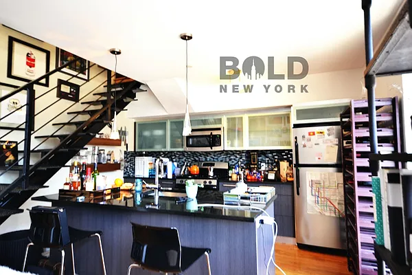Rented by Bold New York | media 5