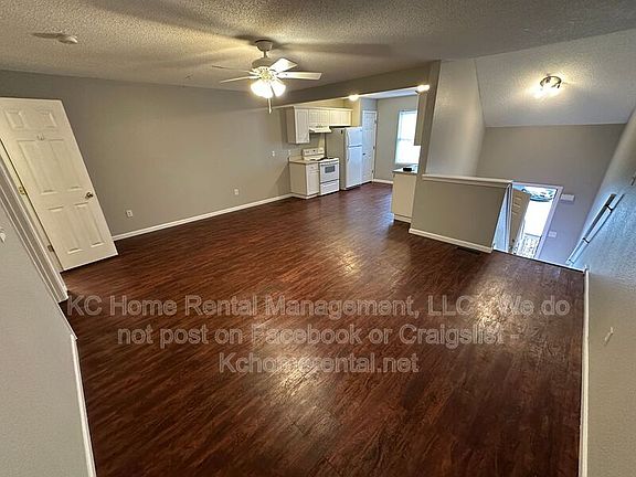 3rd image of 5656 N Anita Ave