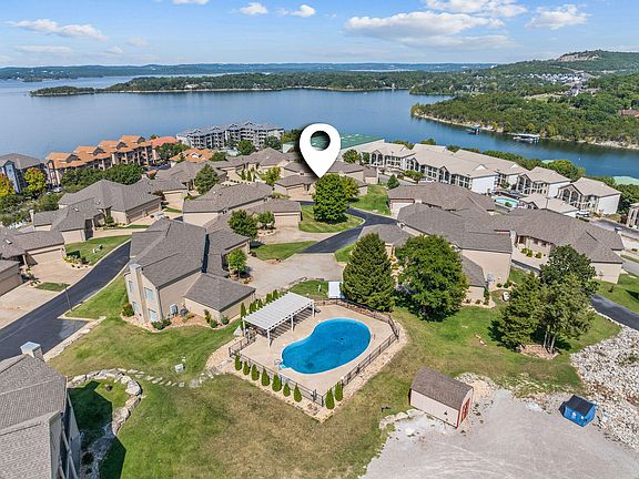 5th image of 125 Villa Drive #2