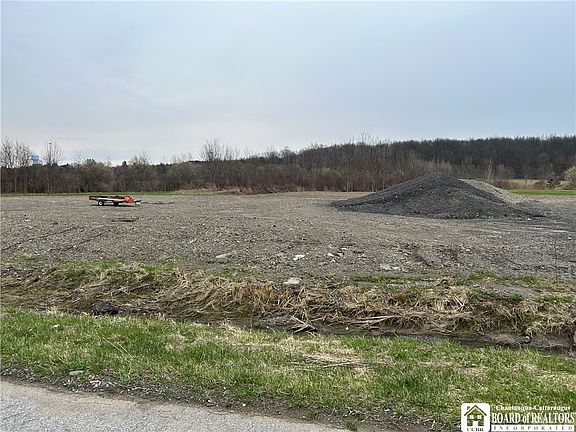 3rd image of 1111 Route 5&20 Lot 1