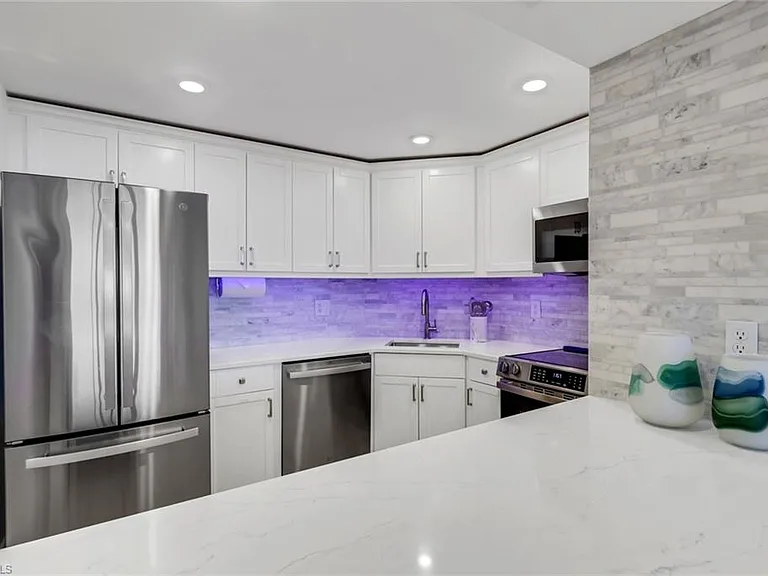 5 Bluebill Ave #504 — Photo 12