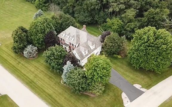 3rd image of 1315 Bull Valley Dr