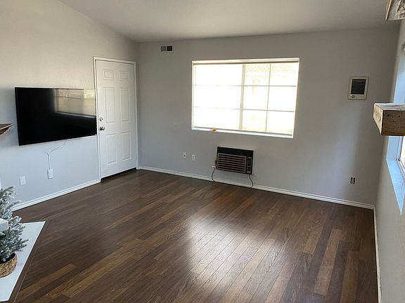 2nd image of 3770 32nd St APT 3